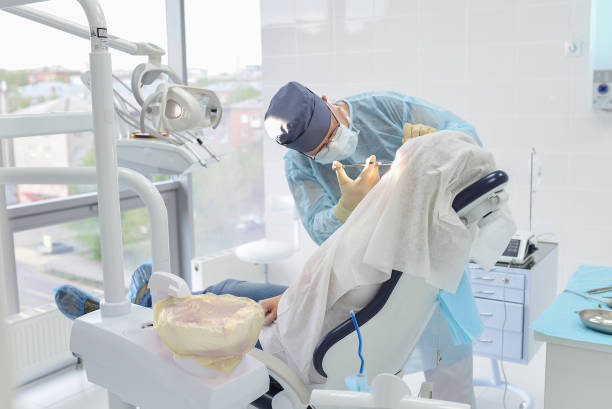 Best Mobile Emergency Dentist in Red Lick, TX